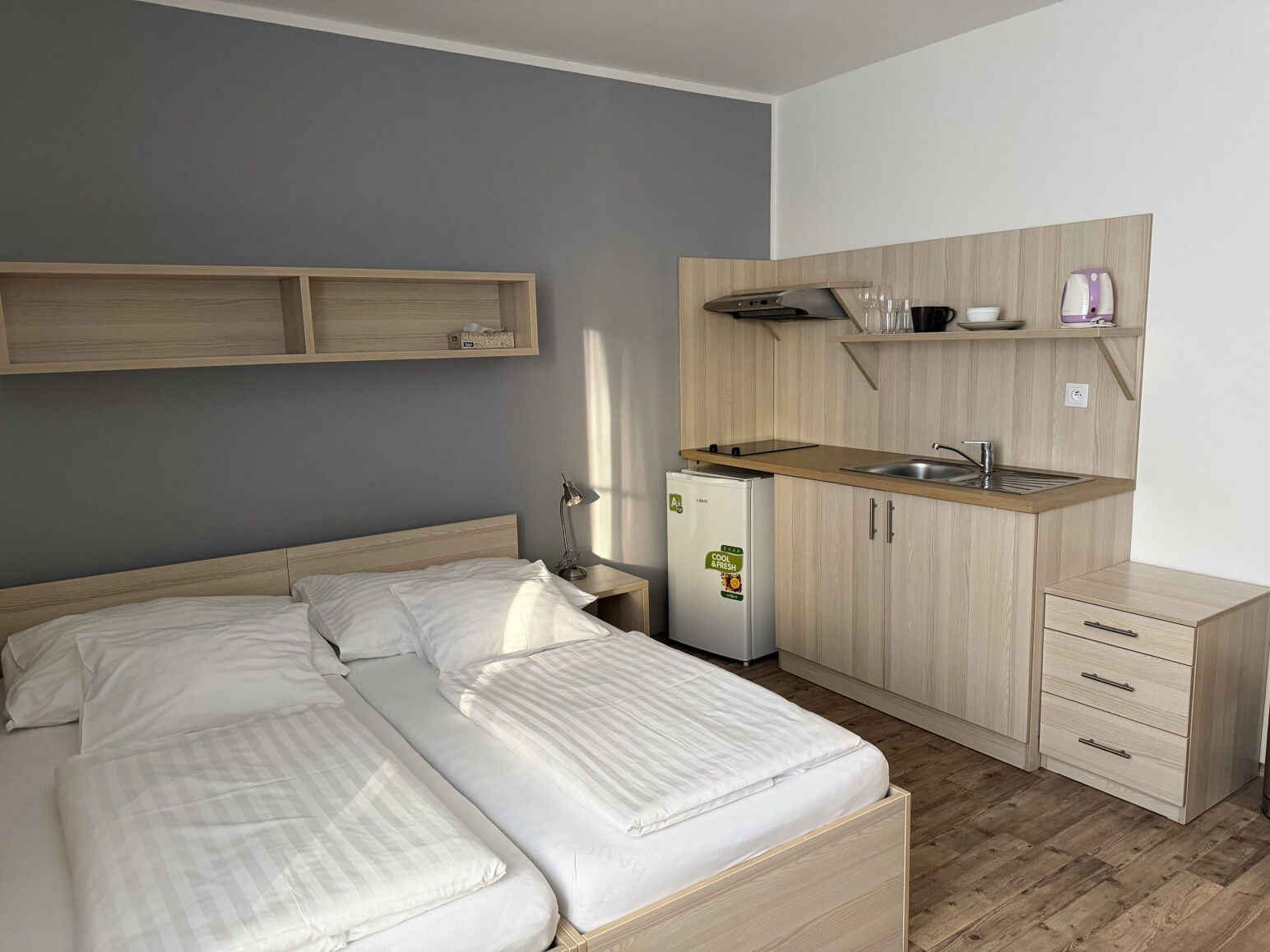 Dvoulůžkový pokoj s manželskou postelí